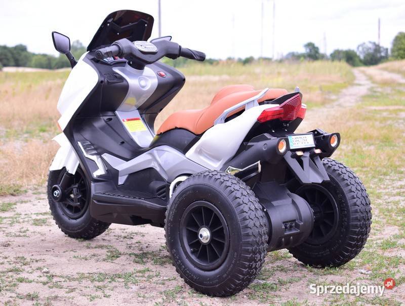 NAJNOWSZY SKUTER POMPOWANE KOŁA PANEL DŹWIĘKI Toruń