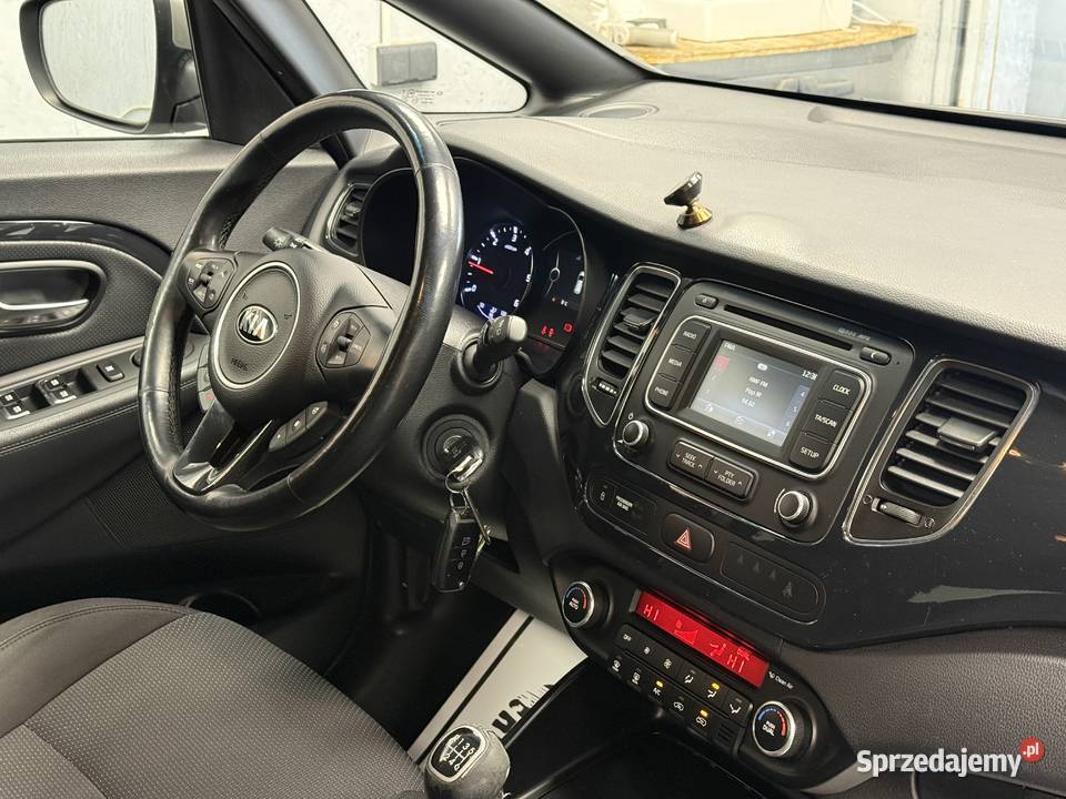 Kia Carens Salon 1 właściciel kamera FAKTURA VAT elektryczne szyby Poznań sprzedam