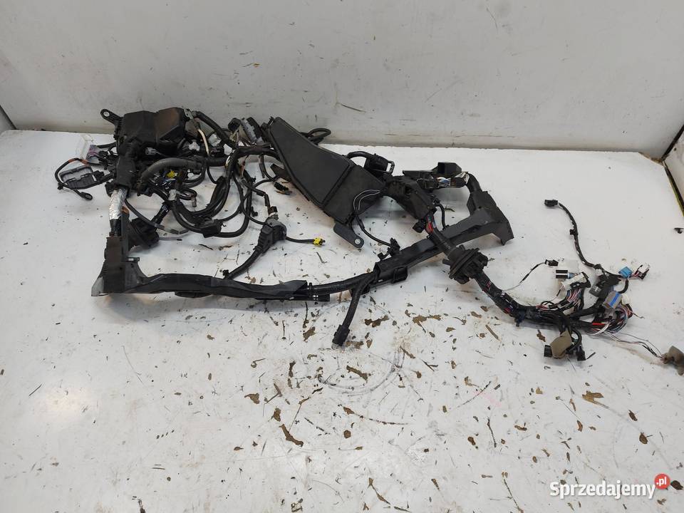 LEXUS RX500H V 5 2023 WIĄZKA KOMORY SILNIKA