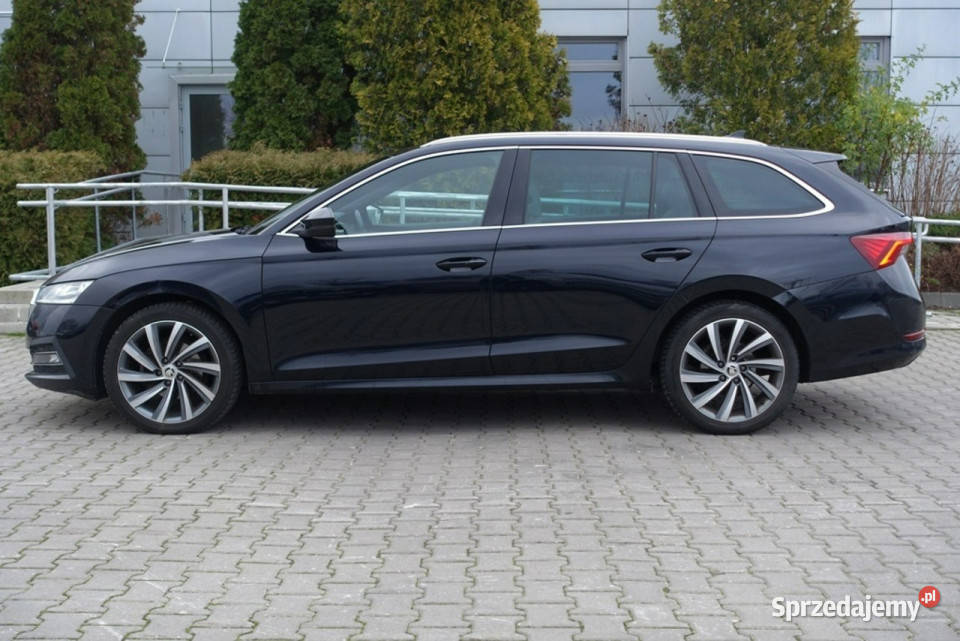 koda Octavia Dach Panoramiczny Matrix Headup tempomat