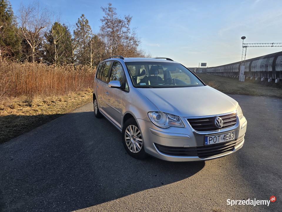 Volkswagen Touran 20 140 Rok produkcji 2007