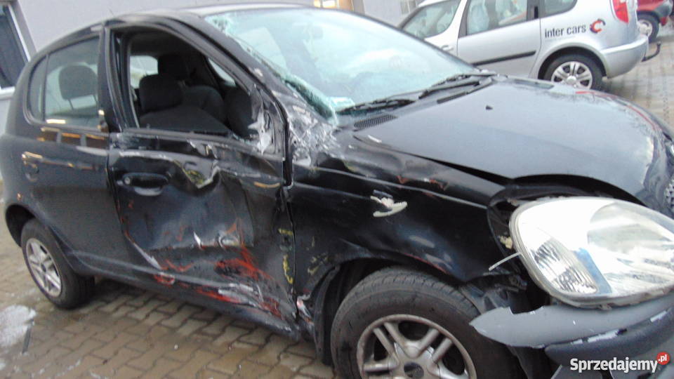 Bezpośrednio uszkodzona Toyota Yaris