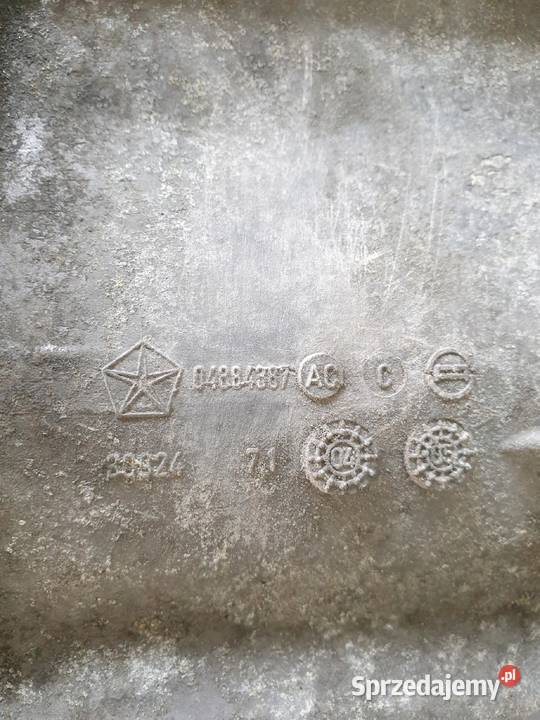 Pt Cruiser 24 16V MISKA OLEJU olejowa 04884387 Rudka