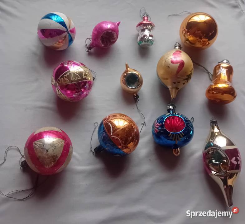 Zestaw 12 bombek z okresu PRL z lat 50ych i Koźminek