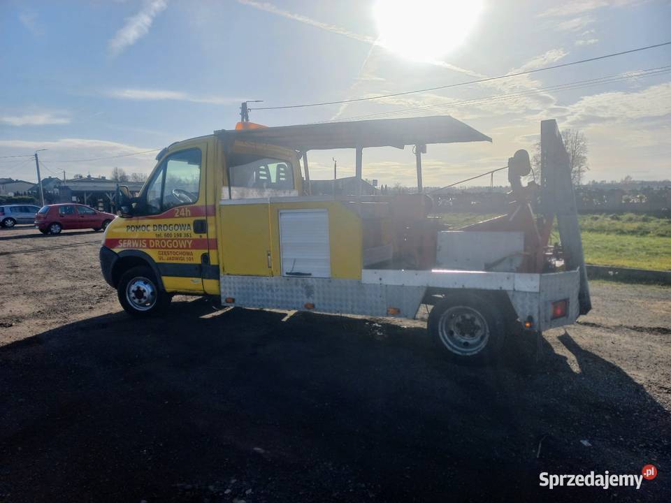 Iveco daily holownik laweta pomoc drogowa 130KM Iveco