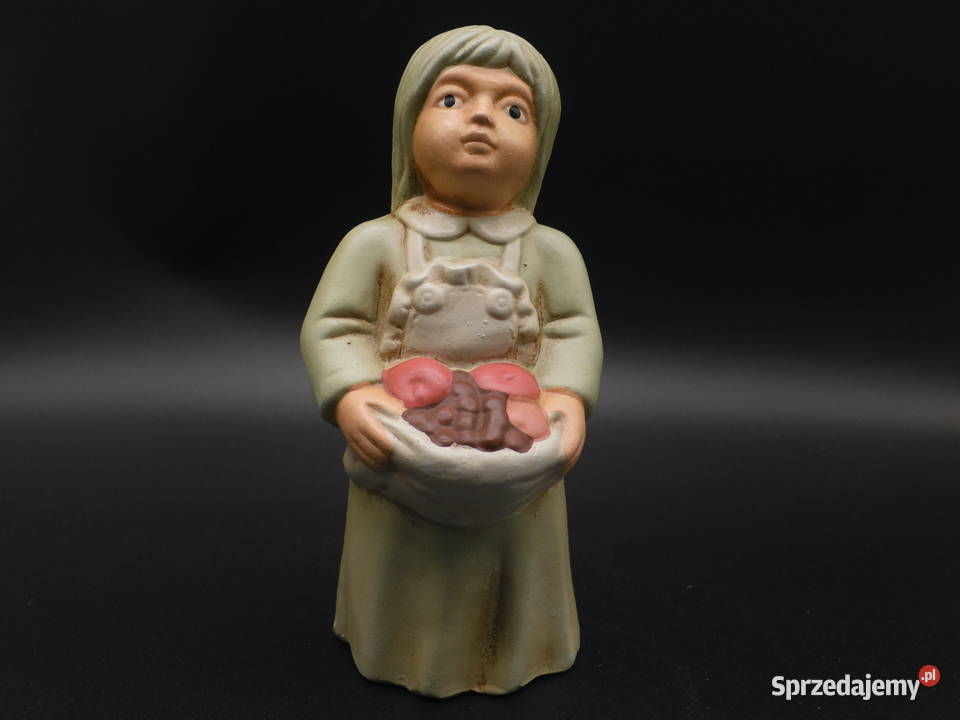 Ceramiczna figurka przedstawiająca dziewczynkę z Raszków sprzedam