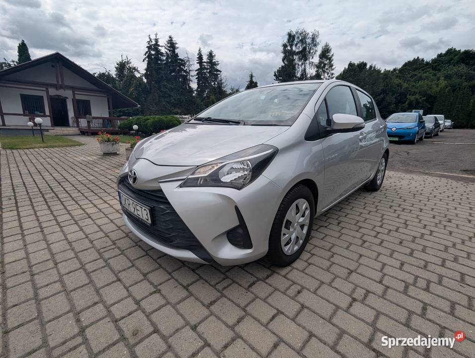 Toyota YARIS z Polskiego Salonu bezwypadek Zarejestrowany w Polsce opolskie Biała