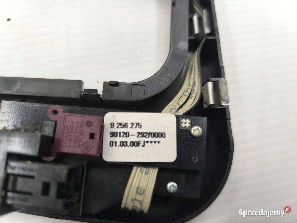 RAMKA SKRZYNI BIEGÓW AUTOMAT BMW E39 25B 8256275 Wyposażenie wnętrza sprzedam