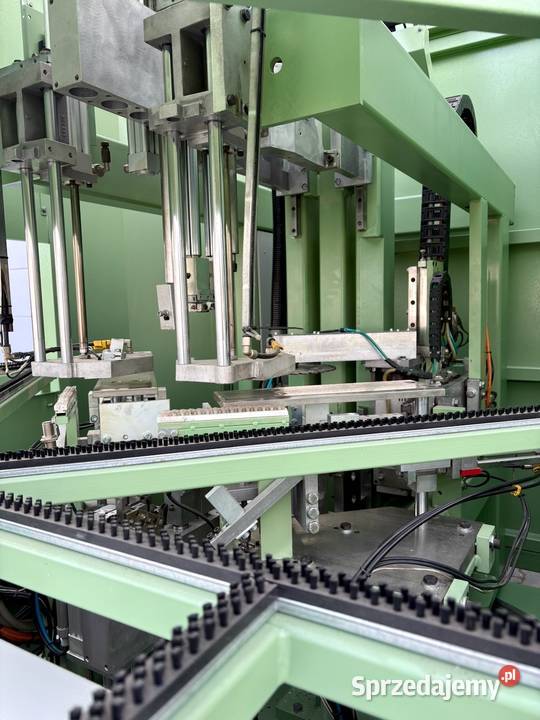 Zaczyszczarka CNC URBAN SV 530 2007 Biznes i Przemysł Jasionka