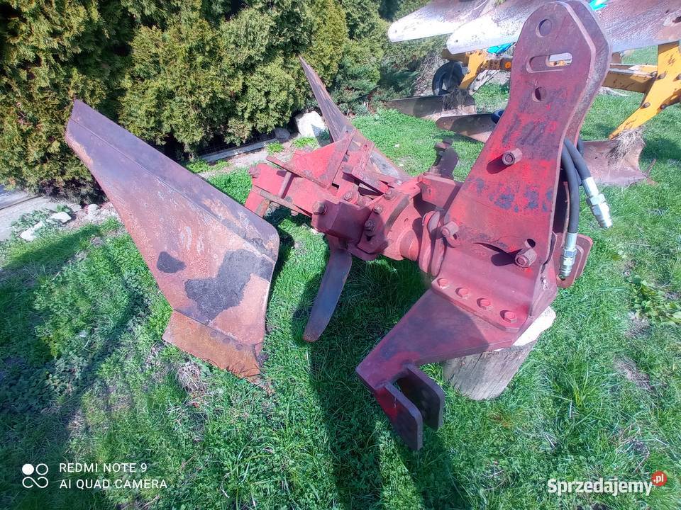 Pług obrotowy do nieużytków ugorów Puck