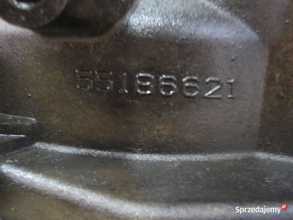 CORSA COMBO 13 CDTI EURO 6 B13DTR 95 Skrzynia osobowe świętokrzyskie sprzedam
