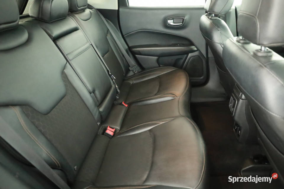 Jeep Compass 13 TGDI asystent pasa ruchu Piaseczno