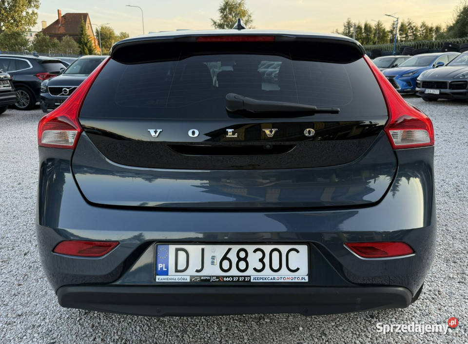 Volvo V40 InscriptionFULL wersjaGwarancja II Kamienna Góra