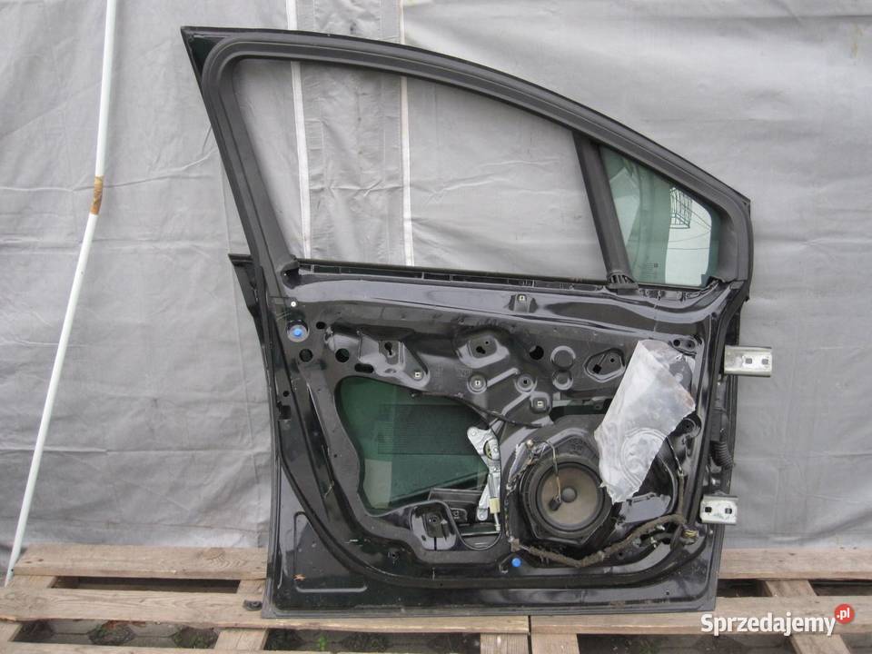 OPEL MERIVA B 10r drzwi lewe przód