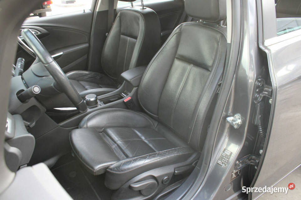 Opel Astra Bezwypadkowy bogate wyposazenieSerwis garażowany Samochody osobowe Gliwice