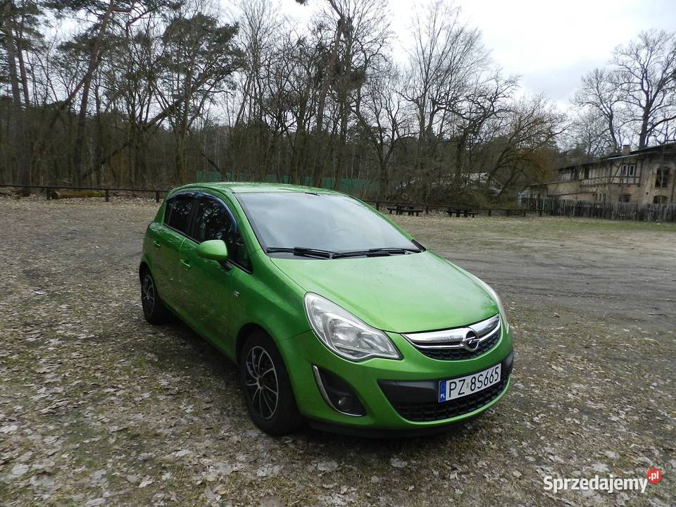 Opel Corsa D benzyna 14 100 5drzwi klima Livt Puszczykowo sprzedam