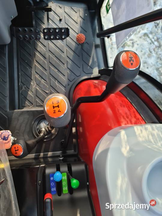 Ciągnik rolniczy sadowniczy ArmaTrac 584 63 Kielce