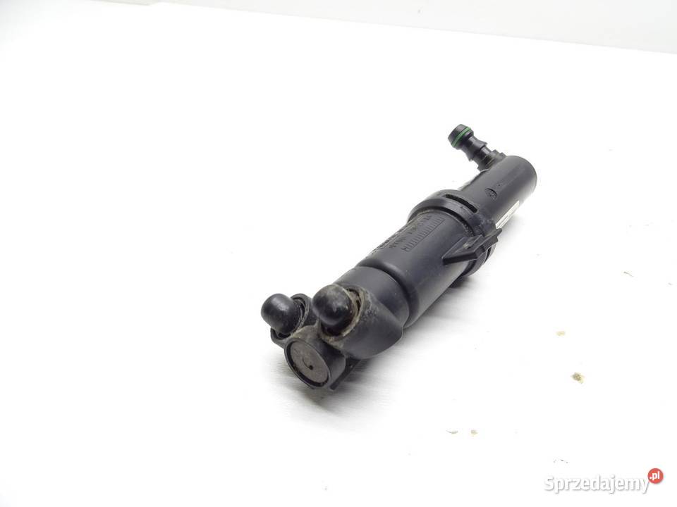 SPRYSKIWACZ LAMPY PRAWY PRZÓD XENON 8R0955102 osobowe Wycieraczki i spryskiwacze