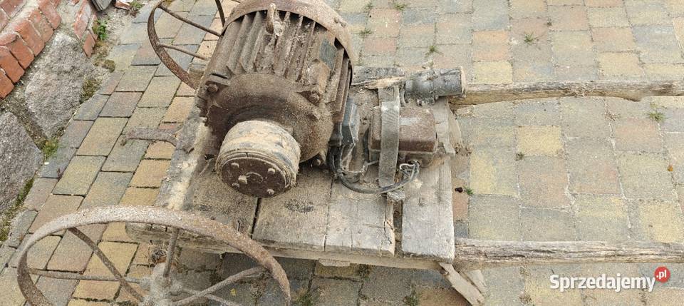 Stary silnik 3 fazowy 45 KW Poniec sprzedam
