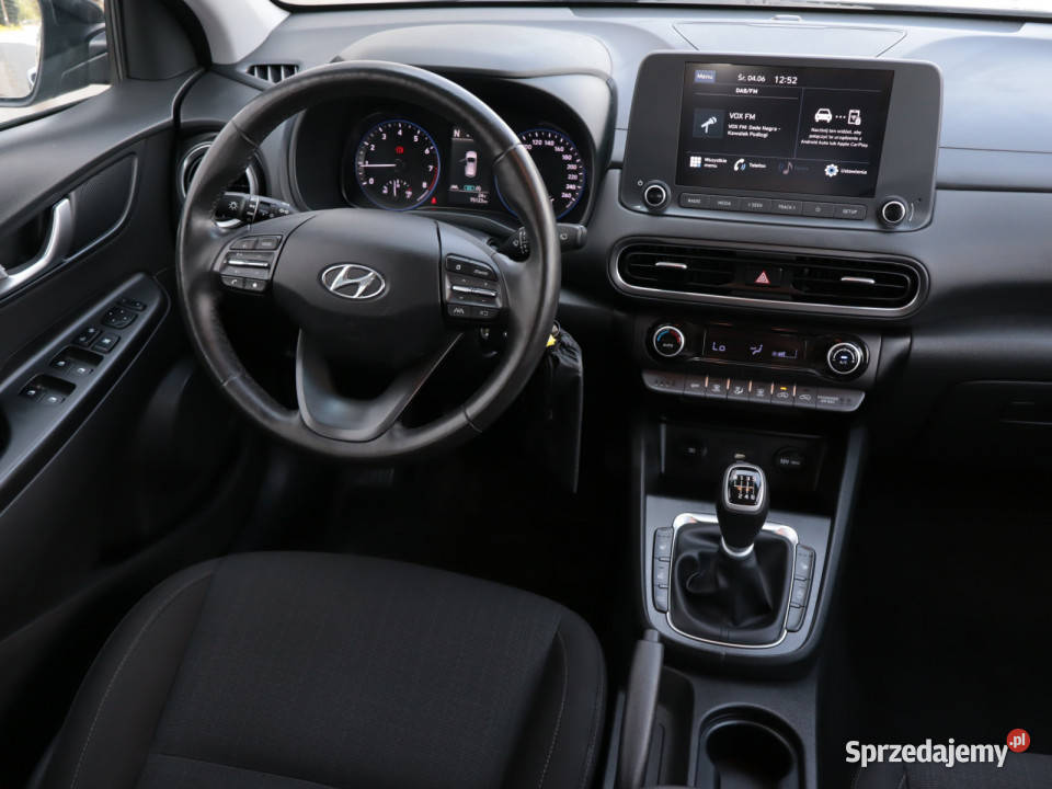 Hyundai Kona 10 TGDI MHEV asystent pasa ruchu Piaseczno