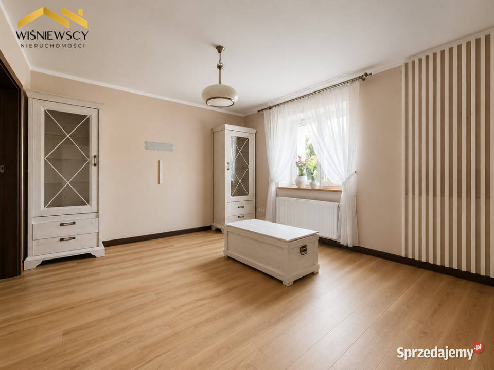 Dom z dużą działką i własnym stawem Rok budowy 2009 Zagaje