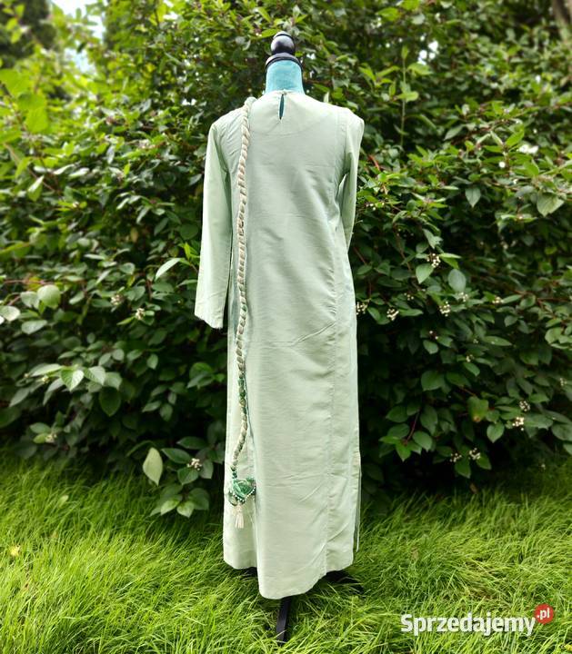 Indyjski komplet M 38 zielony złoty haftowany Garsonki i kostiumy zachodniopomorskie Szczecin