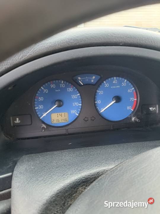 Citroen Saxo 11 benzyna wersja Bic czarnyNa nieuszkodzony Łódź