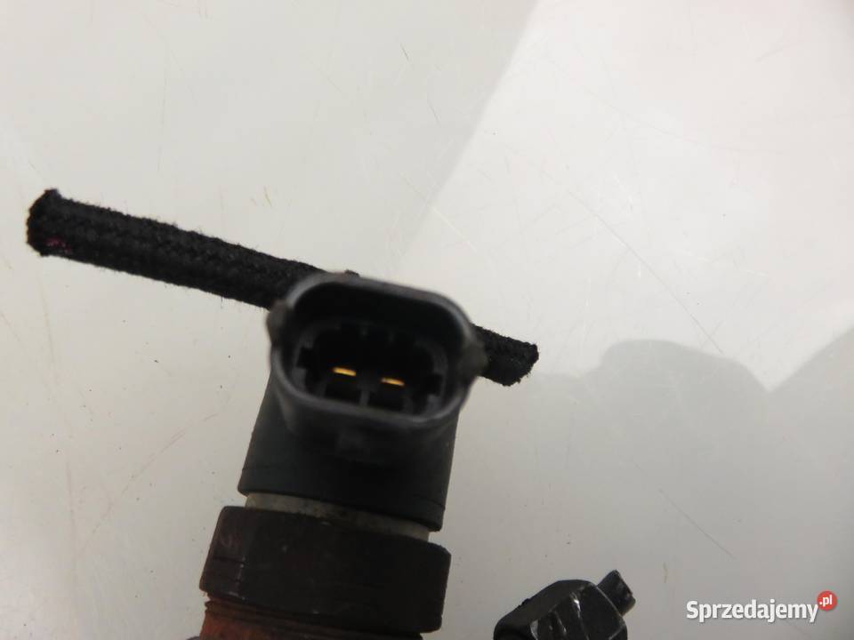 WTRYSKIWACZ OPEL COMBO C 13 CDTI 16V 0445110183 sprzedam