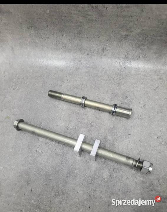 KAWASAKI Z 900 Z900 25 OŚKA OŚ PRZEDNIA PRZÓD sprzedam