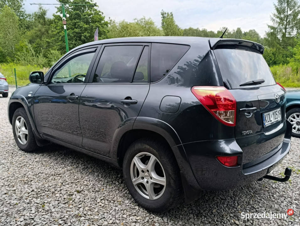Toyota RAV4 4X4 III 20062012 bluetooth Dulowa
