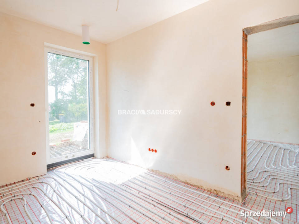 Sprzedam dom wolnostojący 140m2 Kocmyrzów Liczba pokoi 5 Sprzedaż