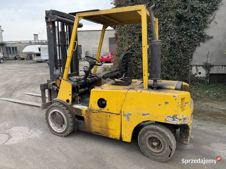 Wózek widłowy BUGAR 35 tony Perkins 4 cylindrowy diesel