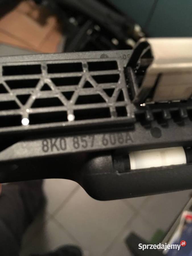 UCHWYT PODSUFITKI 8K0857608a AUDI A4 s4 s5 a5 zachodniopomorskie Szczecin