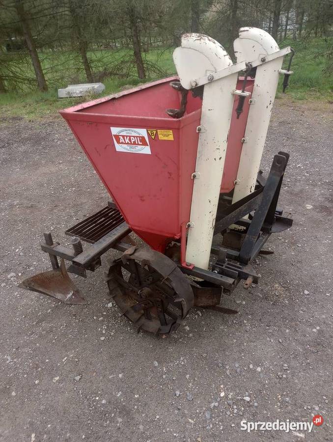 Sadzarka do ziemniaków Akpil