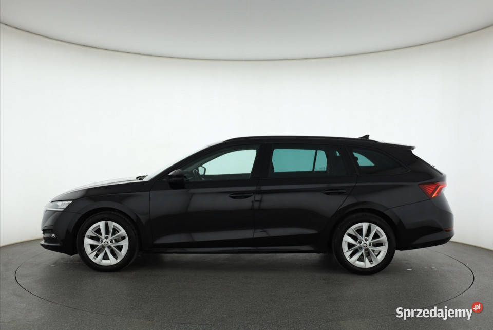 Skoda Octavia 15 TSI pierwszy właściciel