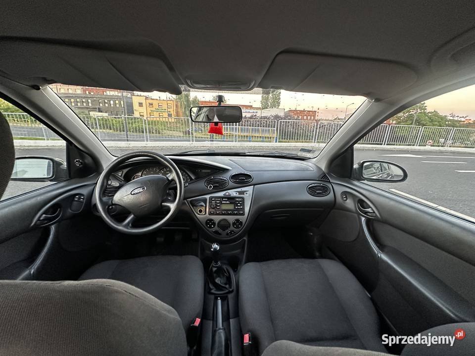 Sprzedam Forda Focus 16 benzyna 2003 ro Zabrze