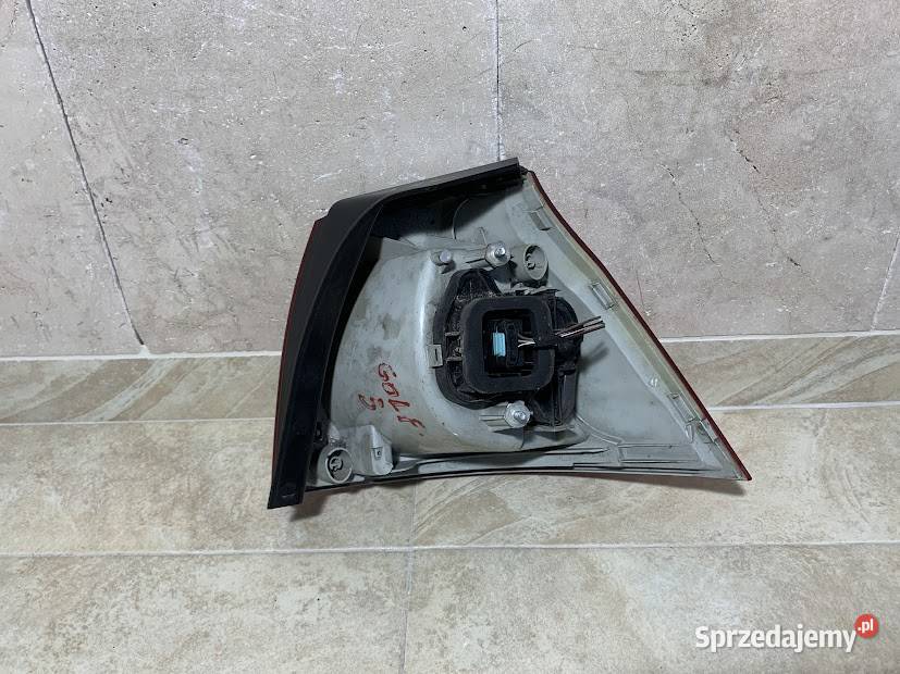Lampa lewa tylna VW Golf 1K6945095AA Lampy tylne Barwałd Dolny