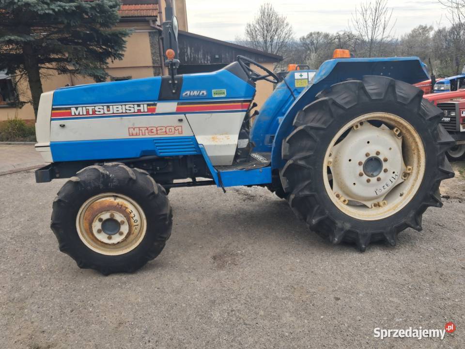 Mitsubishi mt3201 4x4 sprzedam