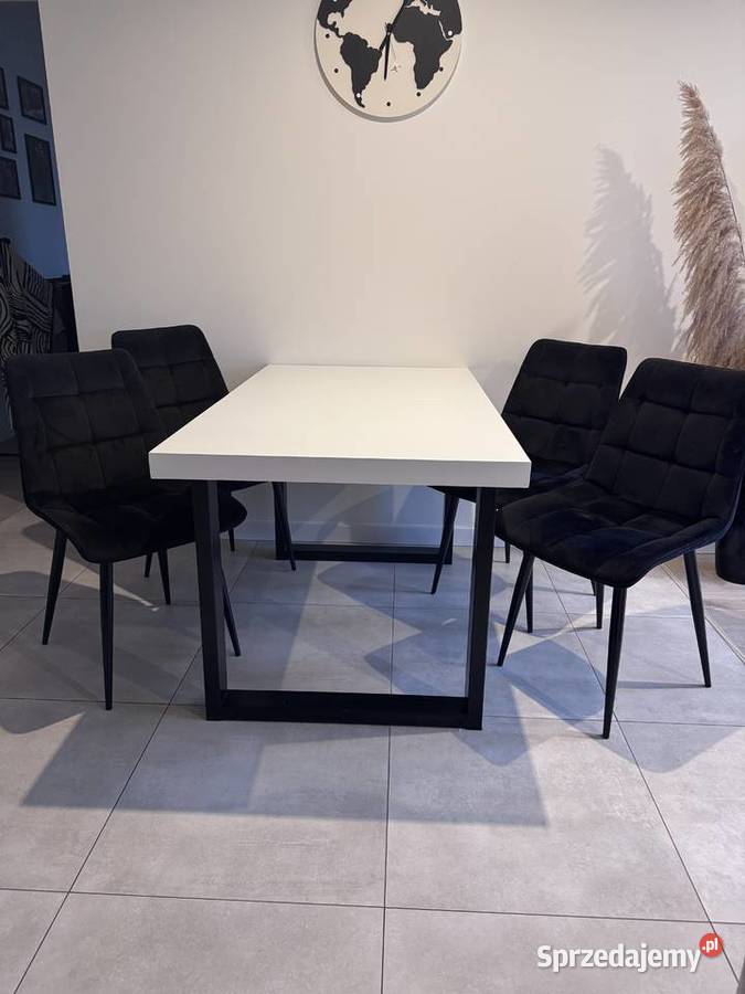 Stół rozkładany z krzesłami Stoły Piotrków Trybunalski