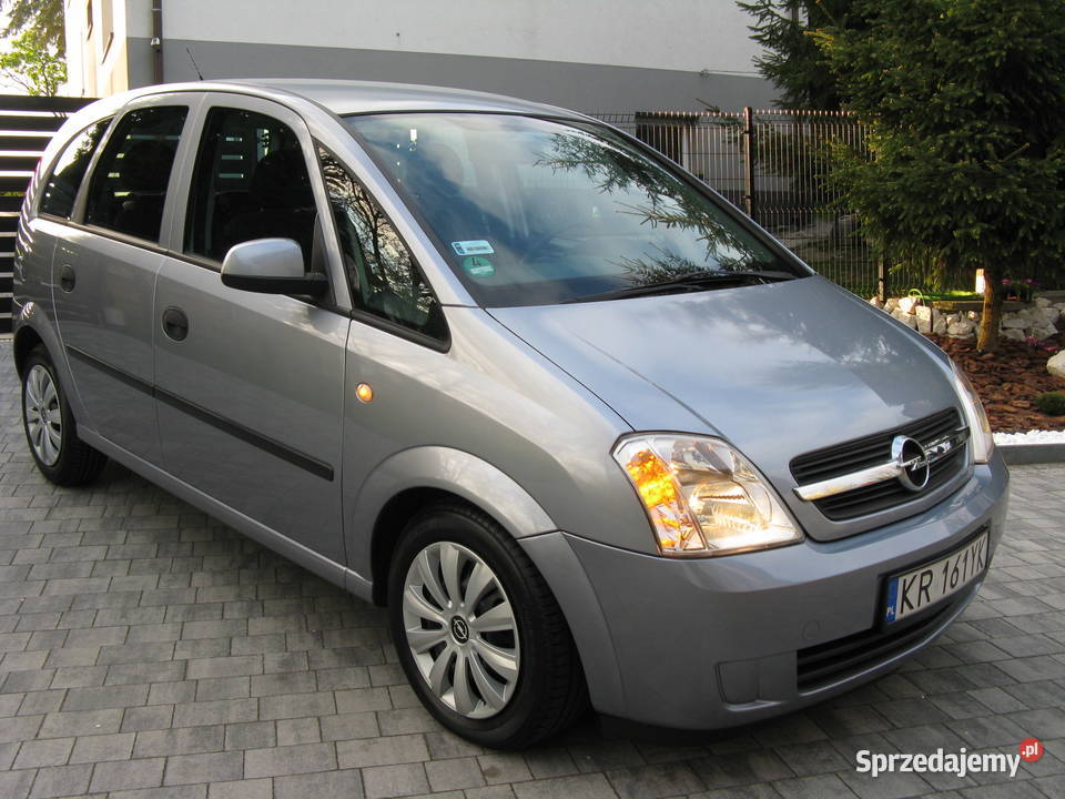 Śliczna COSMO 14 90 119 Zadbany samochód nieuszkodzony Czechówka