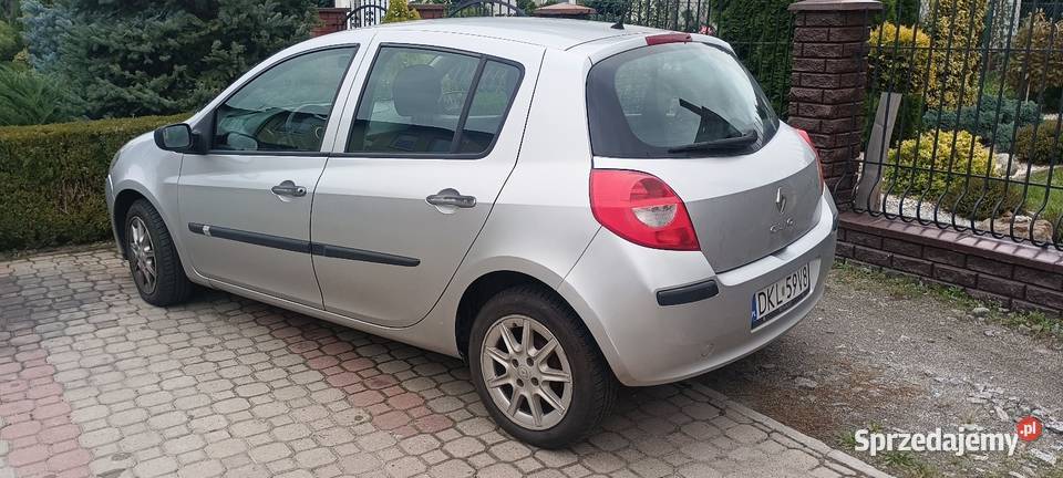 Renault Clio 3 12 16V 75 bez korozji komputer pokładowy Pieszyce sprzedam