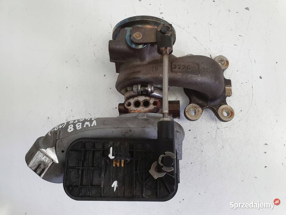 TURBOSPRĘŻARKA VW Passat B8 14 TSI 04E145715M