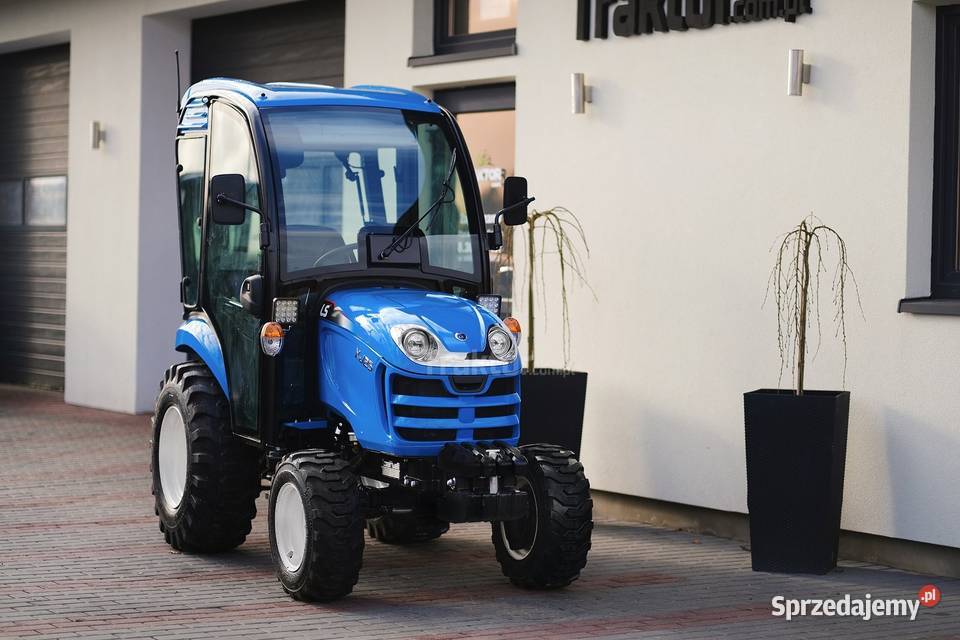 LS Tractor XJ25 MEC 4x4 244 IND CAB Napęd 4x4 LS Tractor LS Tractor Tajęcina