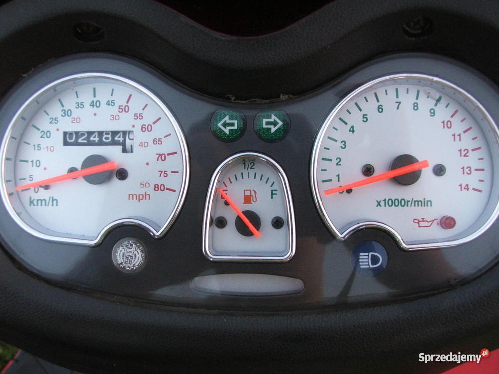 SKUTER ZUMICO EOS 50NISKA kupiony w polskim salonie Medynia Głogowska