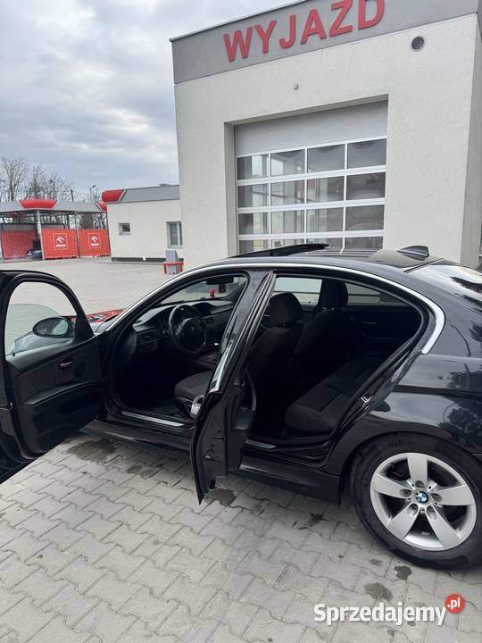 bmw e90 320i mpakiet ładna sztuka 147KM Sandomierz