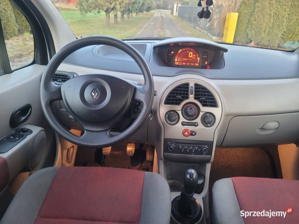 RENAULT MODUS 12 16V Rok produkcji 2005 Samochody osobowe Haczów