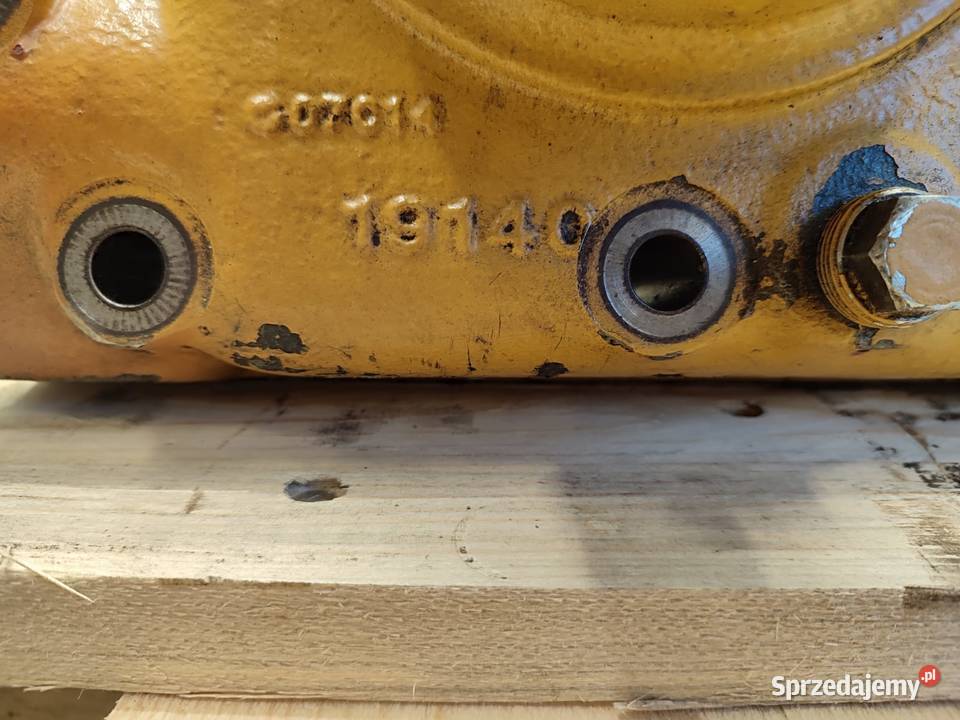 Dyferencjał 12X30 422536 19140 CAT 908 wielkopolskie Wilkowo sprzedam