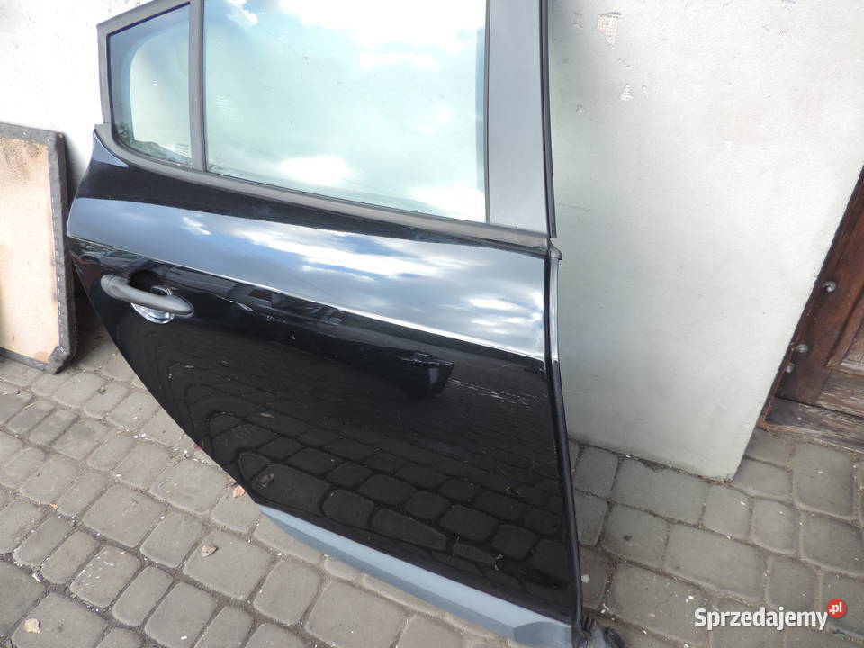 DRZWI PRAWY TYŁ PRAWE TYLNE RENAULT MEGANE III osobowe Nowy Sącz sprzedam
