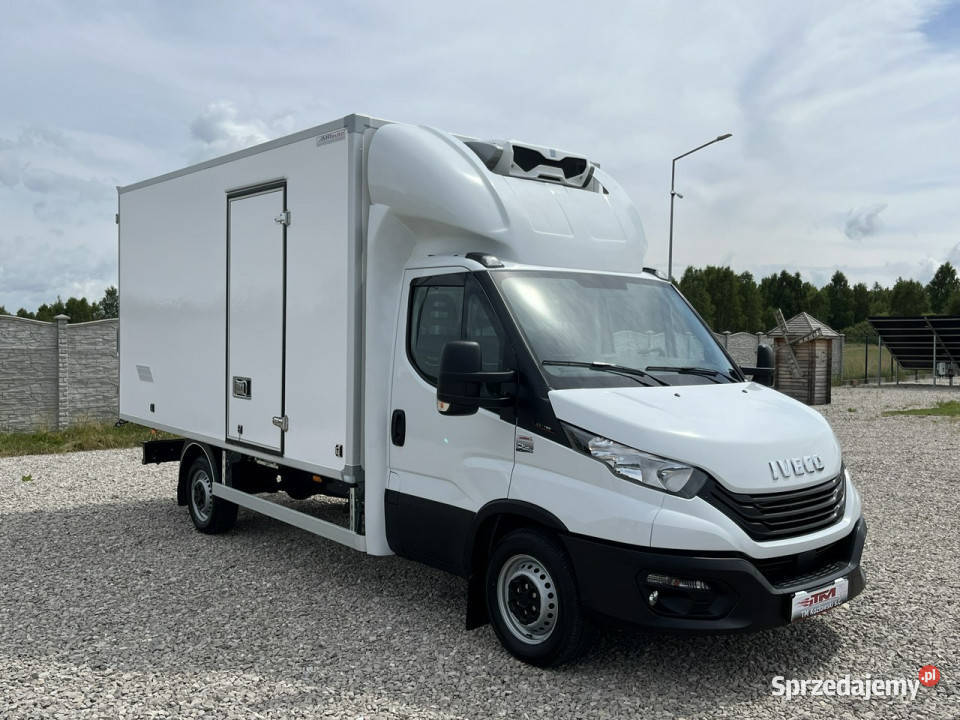 Iveco Daily 35S18 Chłodnia ZANOTTI 29C29C biały Daleszyce