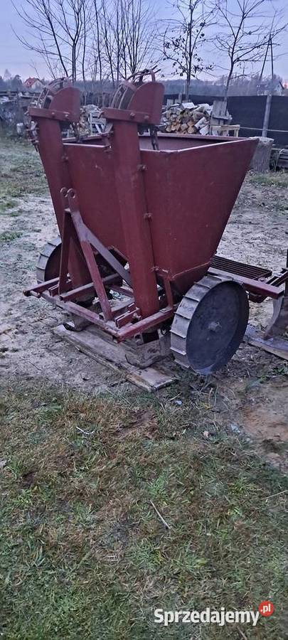 Sadzarka do ziemniaków Polska dwurzedowa Opoczno